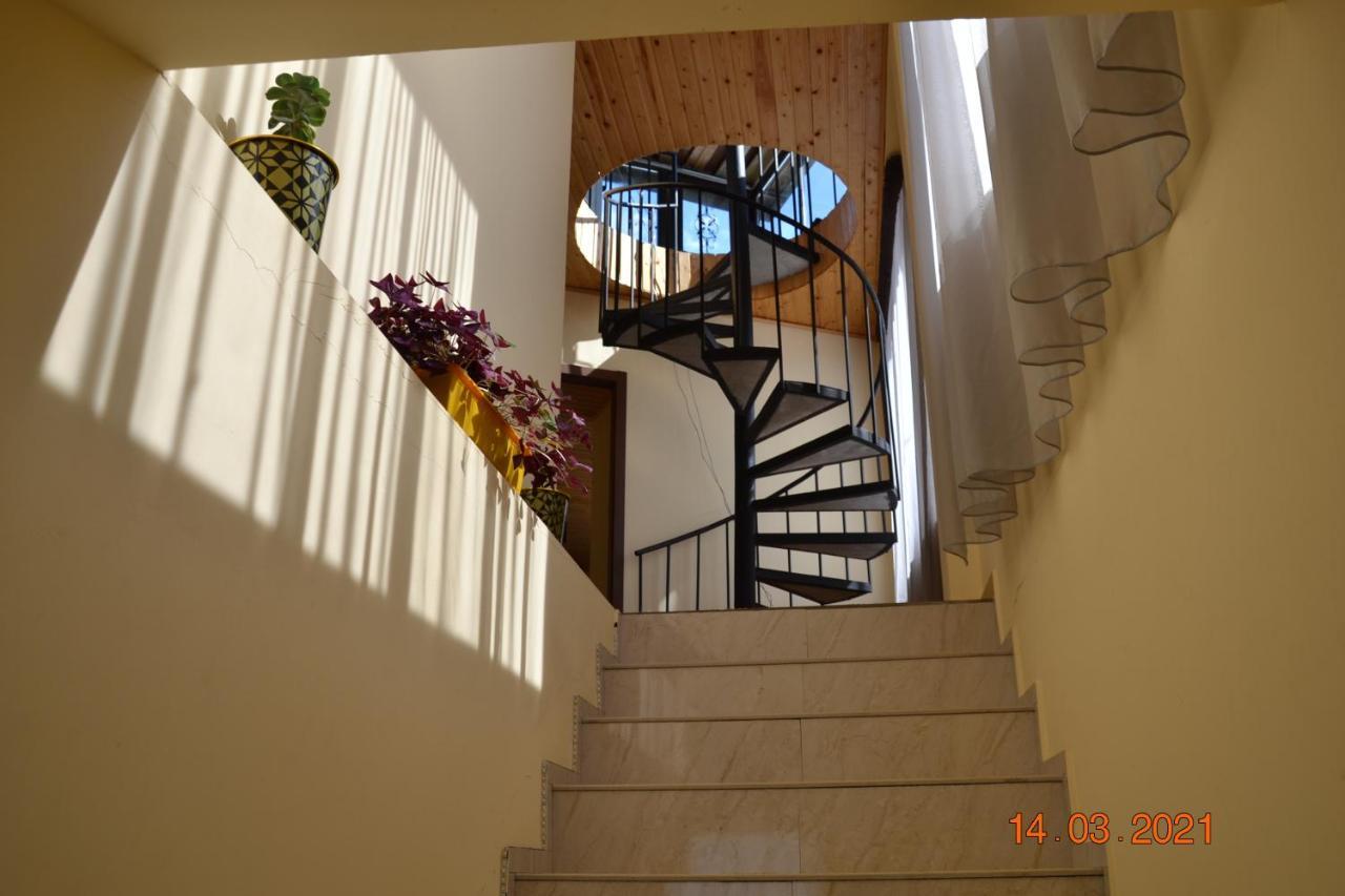 Hotel Gallery เมสเตีย ภายนอก รูปภาพ